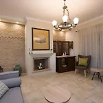 Lägenhetshotell Golden Coast Boutique - Luxury Living