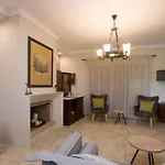 Golden Coast Boutique - Luxury Living 4* Kypseli