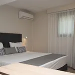 Golden Coast Boutique - Luxury Living 4*