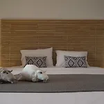 Golden Coast Boutique - Luxury Living Lägenhetshotell Kypseli