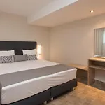 Golden Coast Boutique - Luxury Living Lägenhetshotell