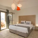 Golden Coast Boutique - Luxury Living 4* Kypseli