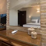 Golden Coast Boutique - Luxury Living Lägenhetshotell