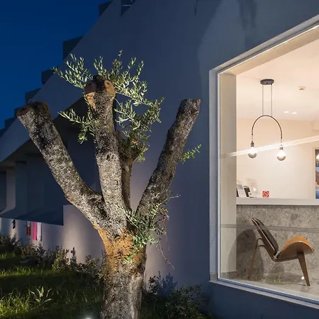 Golden Coast Boutique - Luxury Living 4*