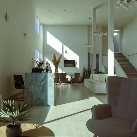 Golden Coast Boutique - Luxury Living 4* Kypseli