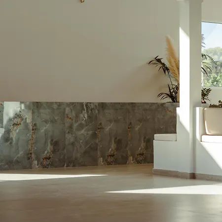 Golden Coast Boutique - Luxury Living 4*