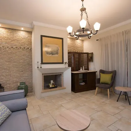 Aparthotel Golden Coast Boutique - Luxury Living