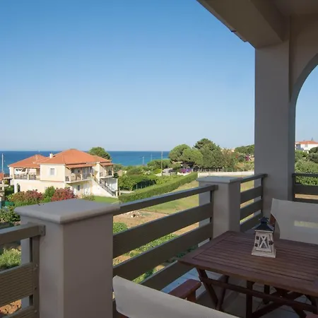 Golden Coast Boutique - Luxury Living 4* Kypseli