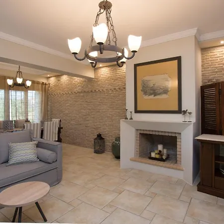 Aparthotel Golden Coast Boutique - Luxury Living 4*