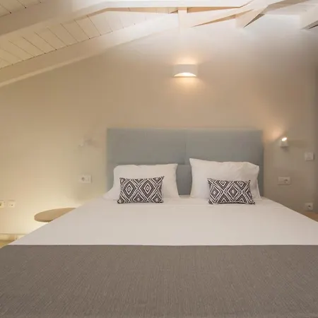 Aparthotel Golden Coast Boutique - Luxury Living Kypseli