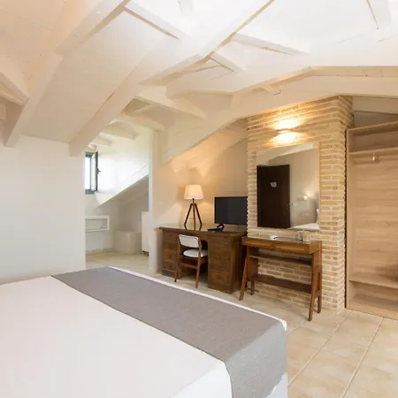 Aparthotel Golden Coast Boutique - Luxury Living Kypseli