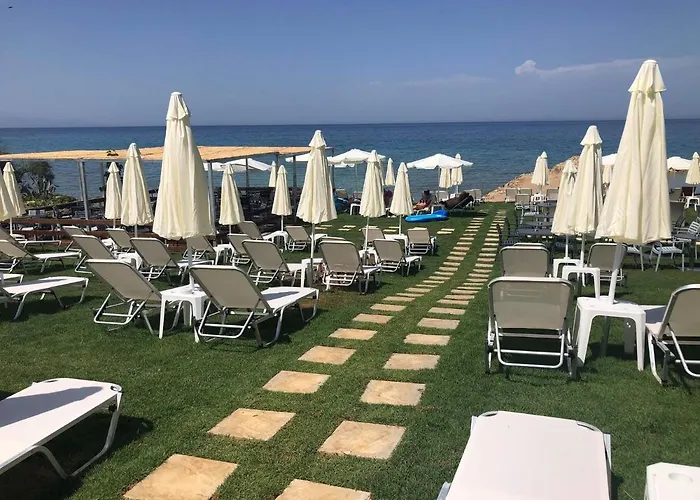 Golden Coast Boutique - Luxury Living 4*