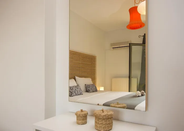 Golden Coast Boutique - Luxury Living 4* Kypseli