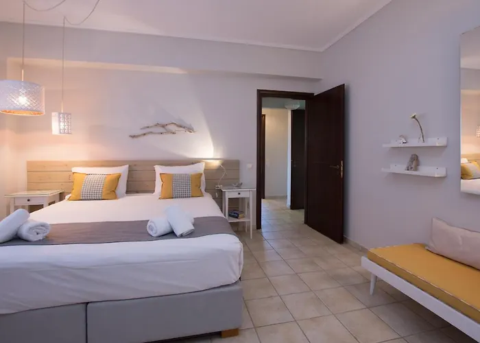 Golden Coast Boutique - Luxury Living شقة فندقية 4*