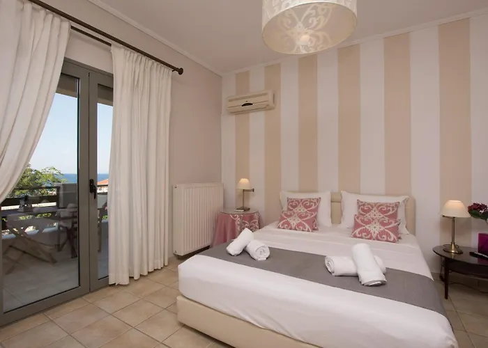 Golden Coast Boutique - Luxury Living