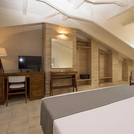 Golden Coast Boutique - Luxury Living Hotel apartamentowy